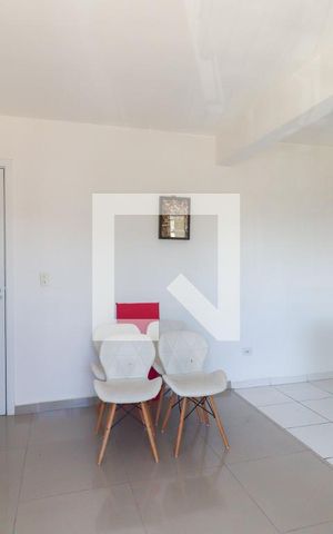Apartamento para alugar com 40m², 2 quartos e 1 vagaSala