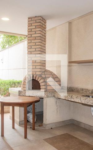 Apartamento à venda com 130m², 2 quartos e 2 vagas Apartamento à venda com 130m², 2 quartos e 2 vagasÁrea comum - Churrasqueira