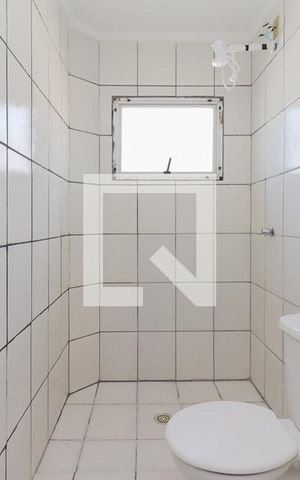 Apartamento para alugar com 44m², 2 quartos e 1 vaga Apartamento para alugar com 44m², 2 quartos e 1 vagaBanheiro