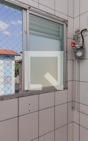 Apartamento para alugar com 44m², 2 quartos e 1 vaga Apartamento para alugar com 44m², 2 quartos e 1 vagaCozinha / Lavanderia