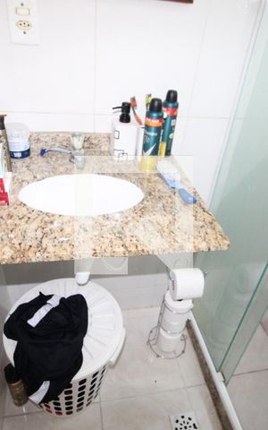 Casa de condomínio à venda com 80m², 2 quartos e 2 vagasBanheiro 1