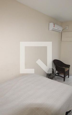 Casa de condomínio à venda com 80m², 2 quartos e 2 vagasQuarto