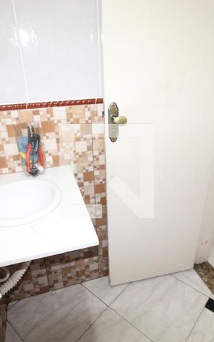 Casa de condomínio à venda com 80m², 2 quartos e 2 vagasBanheiro 2