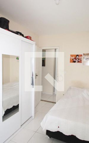 Casa de condomínio à venda com 80m², 2 quartos e 2 vagasQuarto