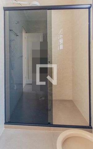 Casa à venda com 200m², 4 quartos e 8 vagas Casa à venda com 200m², 4 quartos e 8 vagasBanheiro da Suíte 3