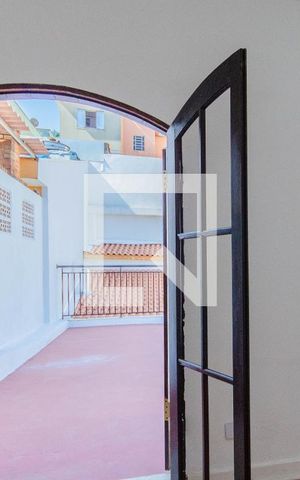 Casa à venda com 200m², 4 quartos e 8 vagas Casa à venda com 200m², 4 quartos e 8 vagasSuíte 3