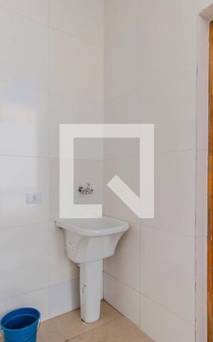 Casa à venda com 200m², 4 quartos e 8 vagas Casa à venda com 200m², 4 quartos e 8 vagasÁrea de Serviço