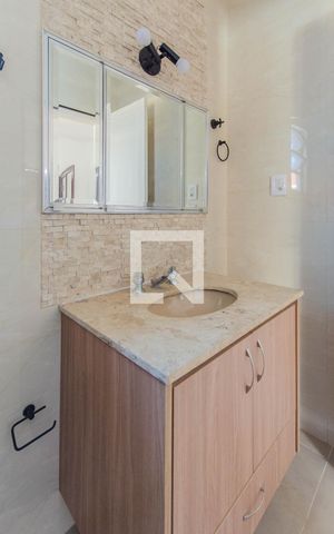 Casa à venda com 200m², 4 quartos e 8 vagas Casa à venda com 200m², 4 quartos e 8 vagasBanheiro da Suíte 3