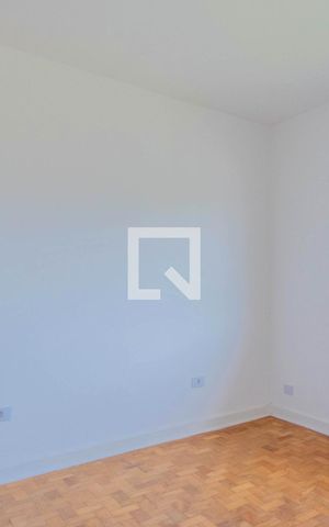 Casa à venda com 200m², 4 quartos e 8 vagas Casa à venda com 200m², 4 quartos e 8 vagasSuíte 3