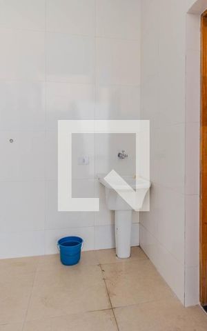 Casa à venda com 200m², 4 quartos e 8 vagas Casa à venda com 200m², 4 quartos e 8 vagasÁrea de Serviço