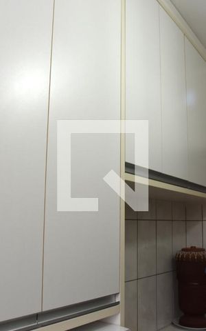 Apartamento à venda com 72m², 3 quartos e 1 vagaCozinha - Armários