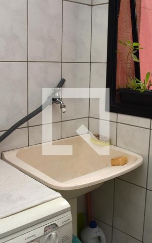 Apartamento à venda com 72m², 3 quartos e 1 vagaÁrea de Serviço