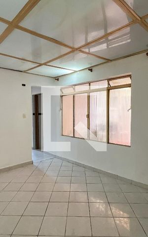 Casa à venda com 328m², 11 quartos e 2 vagas Casa à venda com 328m², 11 quartos e 2 vagasCasa 3 Sala