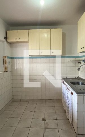 Casa à venda com 328m², 11 quartos e 2 vagas Casa à venda com 328m², 11 quartos e 2 vagasCasa 3 Cozinha