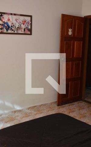 Casa à venda com 180m², 2 quartos e 2 vagas Casa à venda com 180m², 2 quartos e 2 vagasQuarto 2