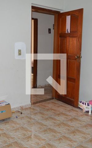Casa à venda com 180m², 2 quartos e 2 vagas Casa à venda com 180m², 2 quartos e 2 vagasQuarto 2