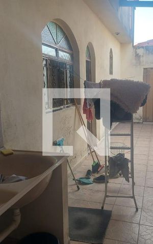 Casa à venda com 180m², 2 quartos e 2 vagas Casa à venda com 180m², 2 quartos e 2 vagasÁrea de Serviço