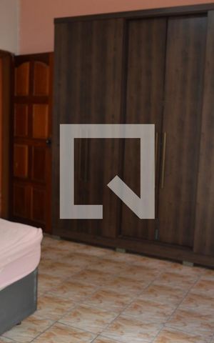 Casa à venda com 180m², 2 quartos e 2 vagas Casa à venda com 180m², 2 quartos e 2 vagasQuarto 1