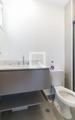 Apartamento para alugar com 57m², 2 quartos e 1 vaga Apartamento para alugar com 57m², 2 quartos e 1 vagaBanheiro
