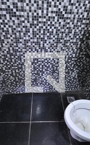 Casa à venda com 200m², 3 quartos e 2 vagasBanheiro de serviço