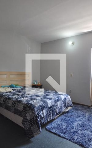 Casa à venda com 200m², 3 quartos e 2 vagasSuíte 1