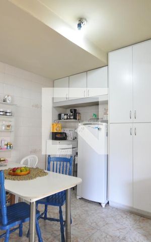 Casa à venda com 200m², 3 quartos e 2 vagasCozinha 1