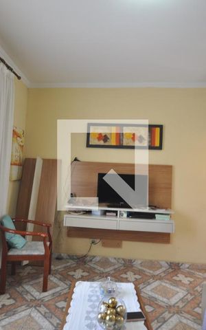Casa à venda com 200m², 3 quartos e 2 vagasSala