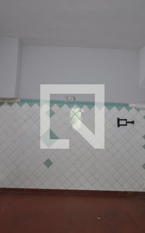 Casa à venda com 200m², 3 quartos e 2 vagasQuarto de Serviço