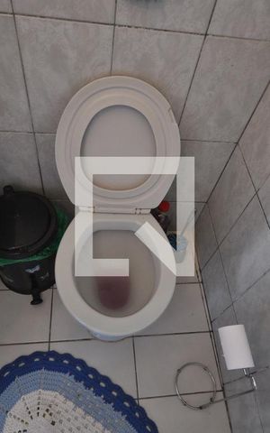 Casa à venda com 200m², 3 quartos e 2 vagasBanheiro da Suíte 1