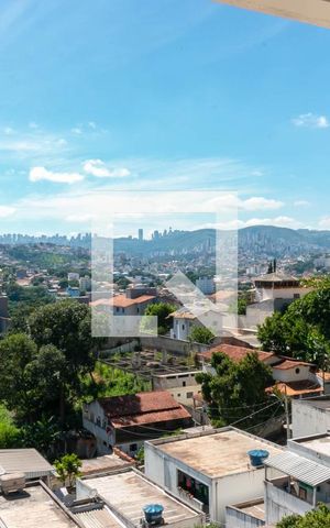 Casa à venda com 360m², 3 quartos e 3 vagas Casa à venda com 360m², 3 quartos e 3 vagasVista