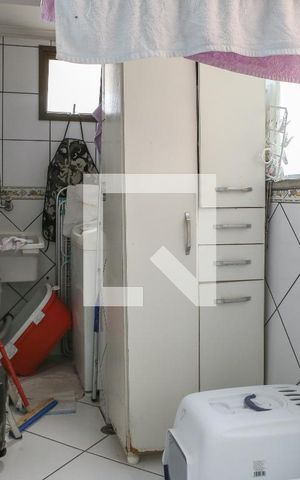 Apartamento à venda com 100m², 3 quartos e 2 vagas Apartamento à venda com 100m², 3 quartos e 2 vagasÁrea de Serviço
