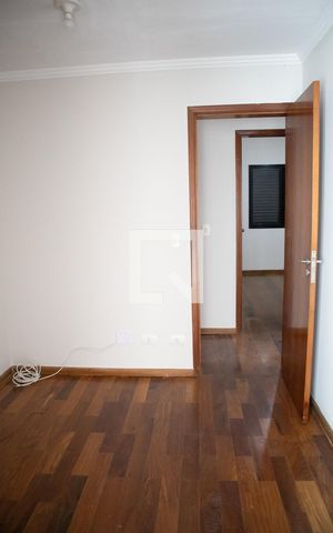 Apartamento para alugar com 144m², 3 quartos e 2 vagasQuarto de Serviço