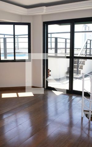 Apartamento para alugar com 144m², 3 quartos e 2 vagasTerraço