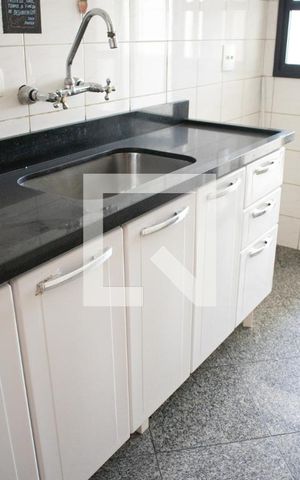 Apartamento para alugar com 144m², 3 quartos e 2 vagasCozinha