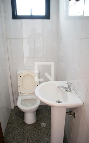 Apartamento para alugar com 144m², 3 quartos e 2 vagasLavabo