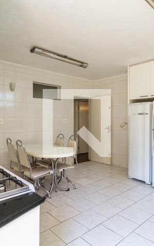 Casa à venda com 370m², 3 quartos e 5 vagasCozinha