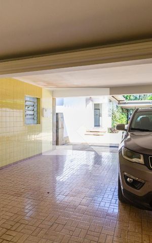 Casa à venda com 370m², 3 quartos e 5 vagasGaragem