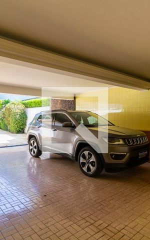 Casa à venda com 370m², 3 quartos e 5 vagasGaragem
