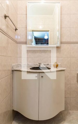 Casa à venda com 370m², 3 quartos e 5 vagasLavabo 1