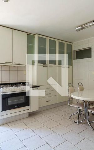 Casa à venda com 370m², 3 quartos e 5 vagasCozinha