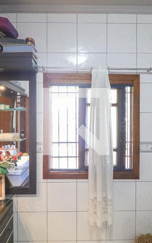 Casa para alugar com 200m², 4 quartos e 3 vagas Casa para alugar com 200m², 4 quartos e 3 vagasBanheiro da Suíte 1