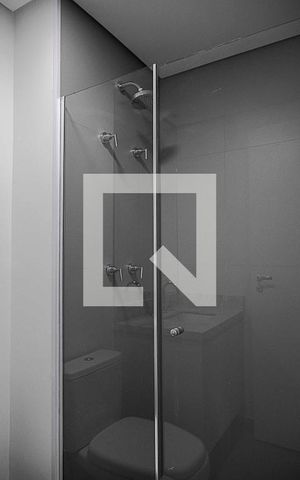 Studio à venda com 33m², 1 quarto e sem vaga Studio à venda com 33m², 1 quarto e sem vagaBanheiro