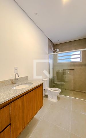 Apartamento à venda com 140m², 3 quartos e 1 vagaBanheiro da Suíte 1