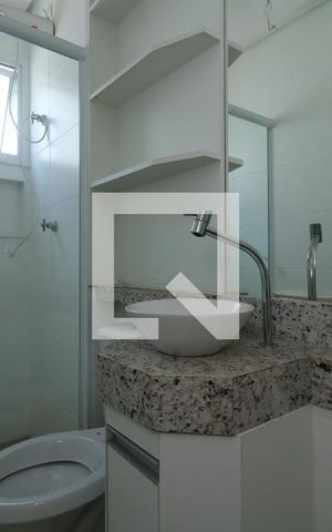 Apartamento à venda com 95m², 2 quartos e 2 vagasBanheiro da Suite