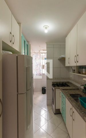 Apartamento à venda com 92m², 3 quartos e 2 vagas Apartamento à venda com 92m², 3 quartos e 2 vagasCozinha