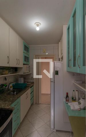 Apartamento à venda com 92m², 3 quartos e 2 vagas Apartamento à venda com 92m², 3 quartos e 2 vagasCozinha