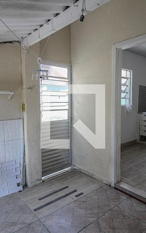 Casa para alugar com 70m², 1 quarto e 1 vaga Casa para alugar com 70m², 1 quarto e 1 vagaÁrea de serviço
