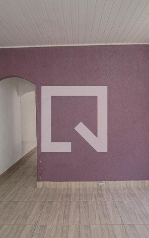 Casa para alugar com 70m², 1 quarto e 1 vaga Casa para alugar com 70m², 1 quarto e 1 vagaSala