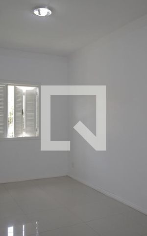 Casa à venda com 200m², 4 quartos e 2 vagasSala