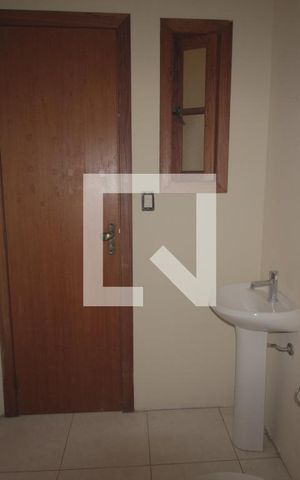 Casa à venda com 200m², 4 quartos e 2 vagasBanheiro de serviço